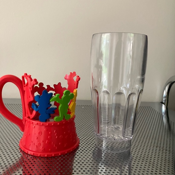 "Disney On Ice" 7" Tall Light Up Cup Mug w Mickey  Minnie, Goofy, Donald - Picture 5 of 8